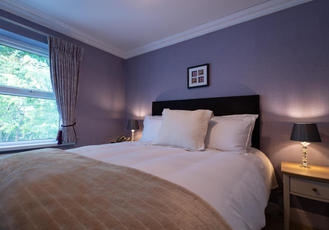 Charnwood Guest House Брэкнэлл Экстерьер фото