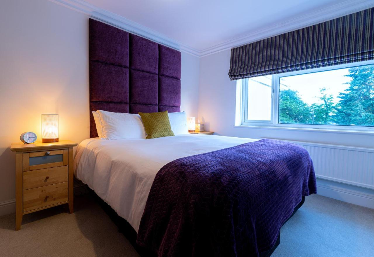 Charnwood Guest House Брэкнэлл Экстерьер фото